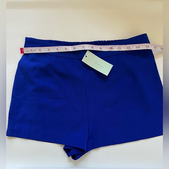 Women’s Short Size Small - Picture 2 of 5